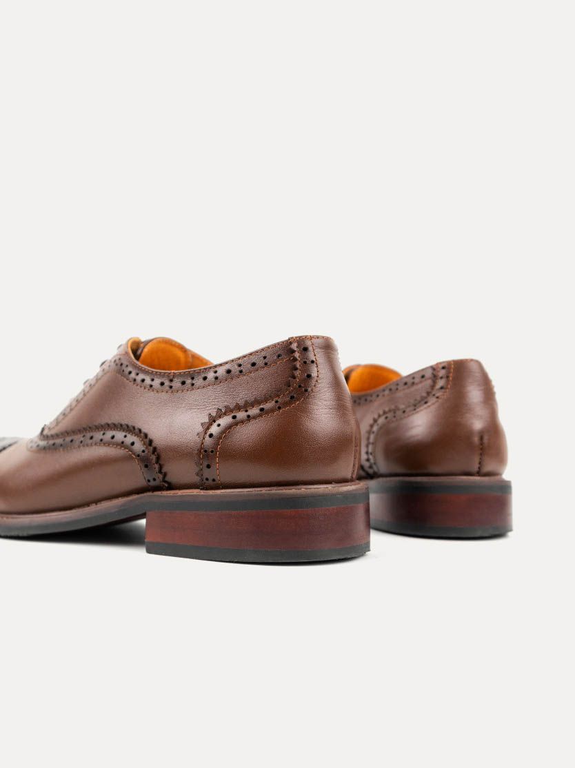 Classical Oxford 01 – Brown