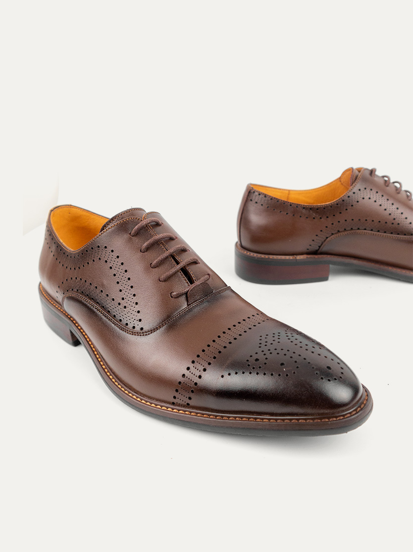 Classical Oxford 02 – Brown