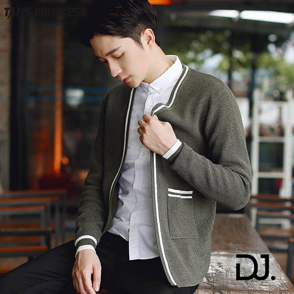 Mix quần tây, áo sơ mi với Cardigan