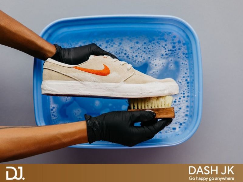 Cách vệ sinh giày