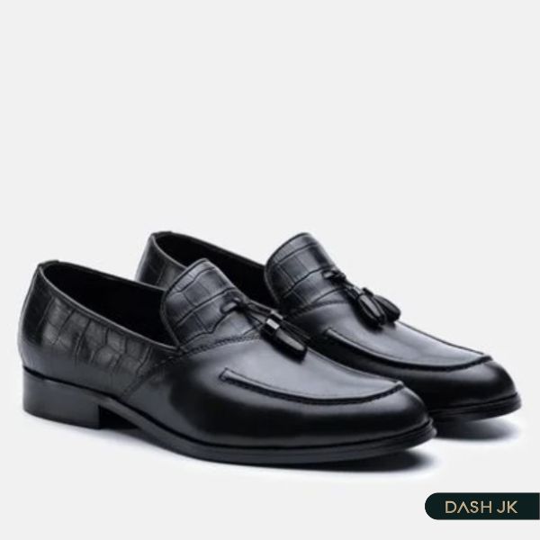 Giày Tassel Loafer hàng hiệu cao cấp MULGATI được làm thủ công, yêu cầu kỹ thuật cao