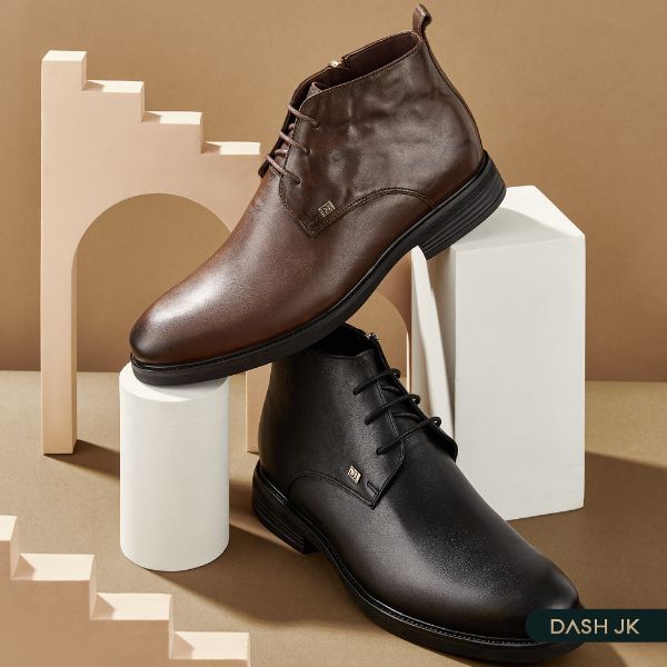 Chukka Boots Elegant có dây buộc dễ dàng điều chỉnh độ rộng chật cho chân