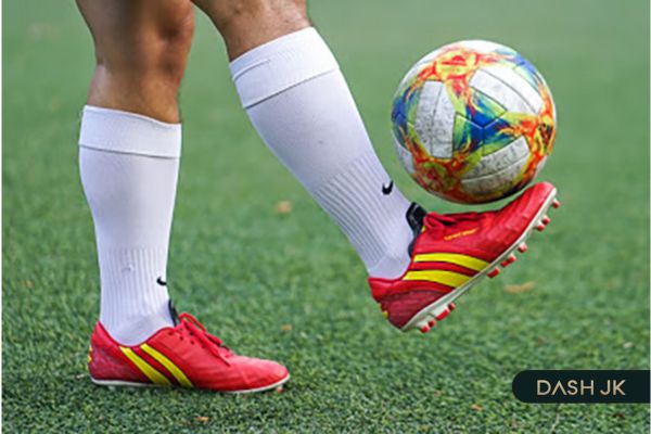 Nike Mercurial Superfly 8 Elite SG - Đôi giày đế đinh thích hợp sử dụng để thi đấu tại các sân cỏ tự nhiên 