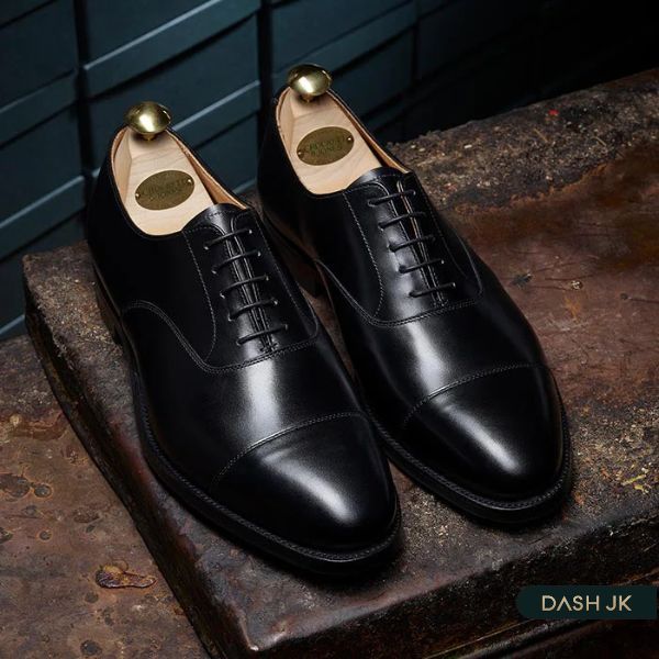 Oxfords là lựa chọn hàng đầu khi đi xin việc