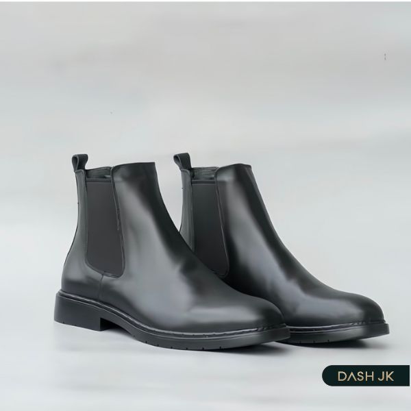 Chelsea Boots là mẫu giày mũi tròn nam giúp các chàng trở nên cool ngầu hệt các tổng tài Hàn Quốc