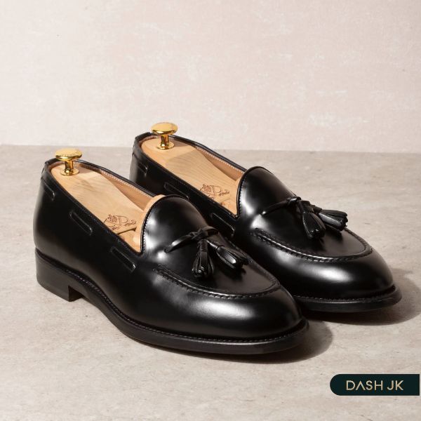 Loafer Black Tassel phù hợp với anh em thích sự sành điệu