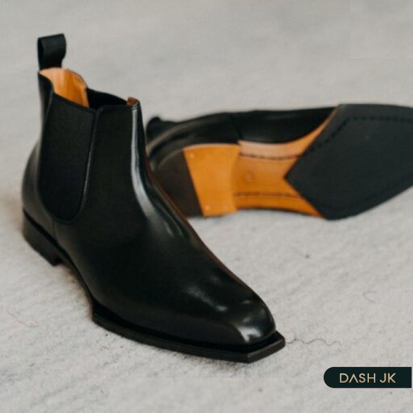 Chelsea Boot đen mũi vuông GiayHuyhoang được lòng các anh chàng thích phong cách cool ngầu